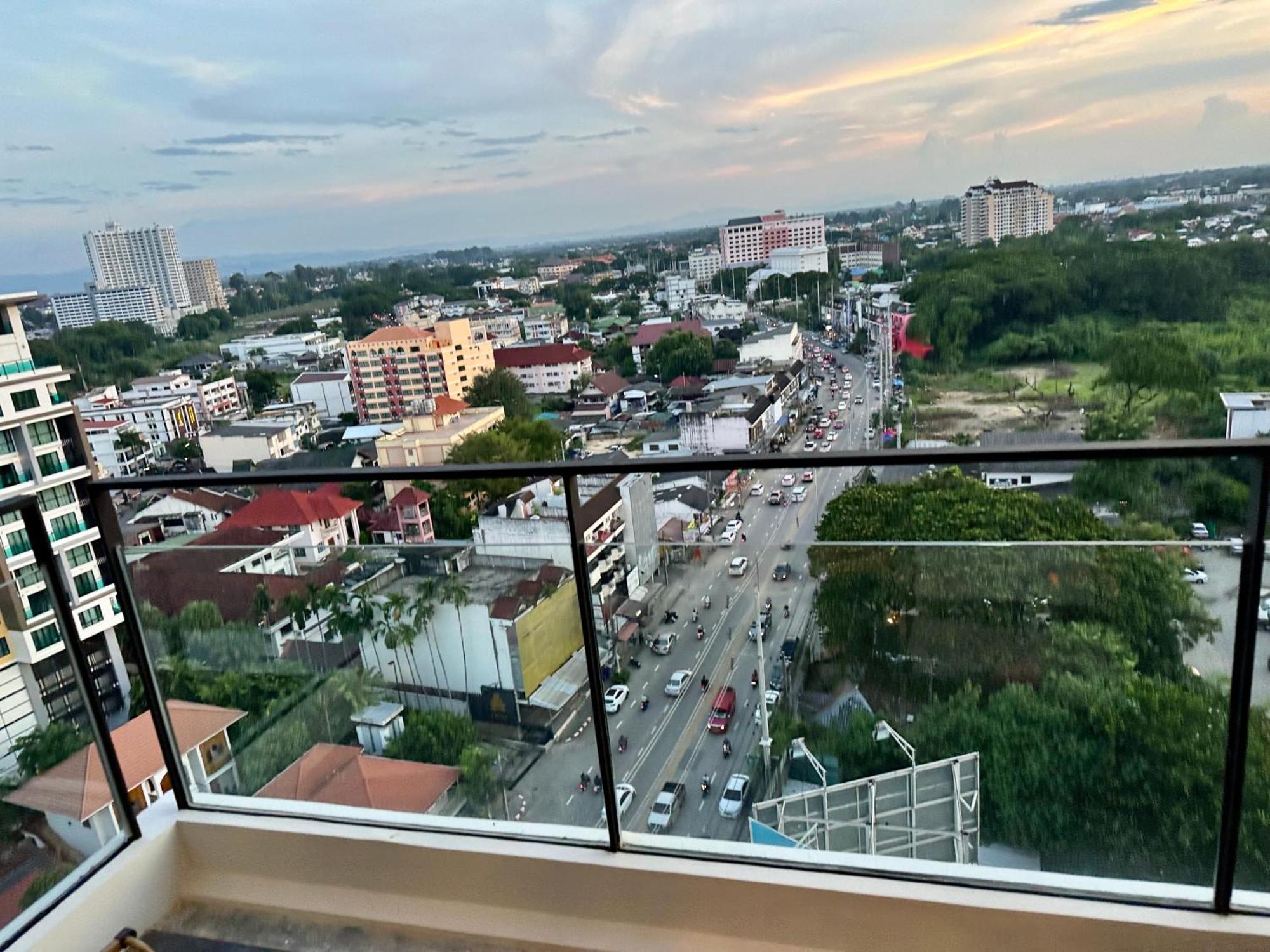 Astra Sky River Paronama Pool Luxury Changklan Čiang Mai Pokoj fotografie